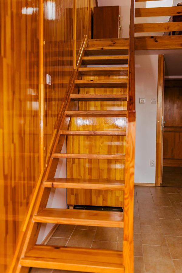 Apartment Niki Gyula